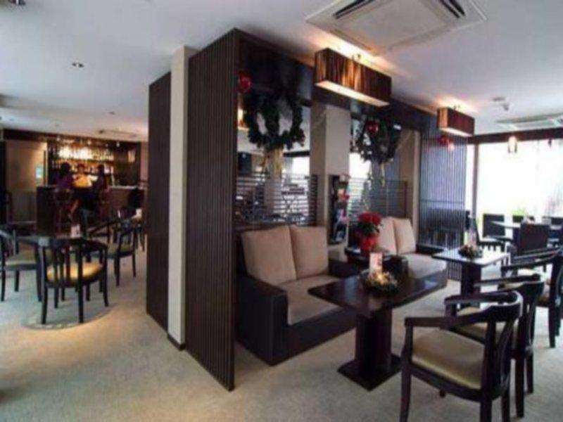 Link Hotel Сингапур Ресторан фото